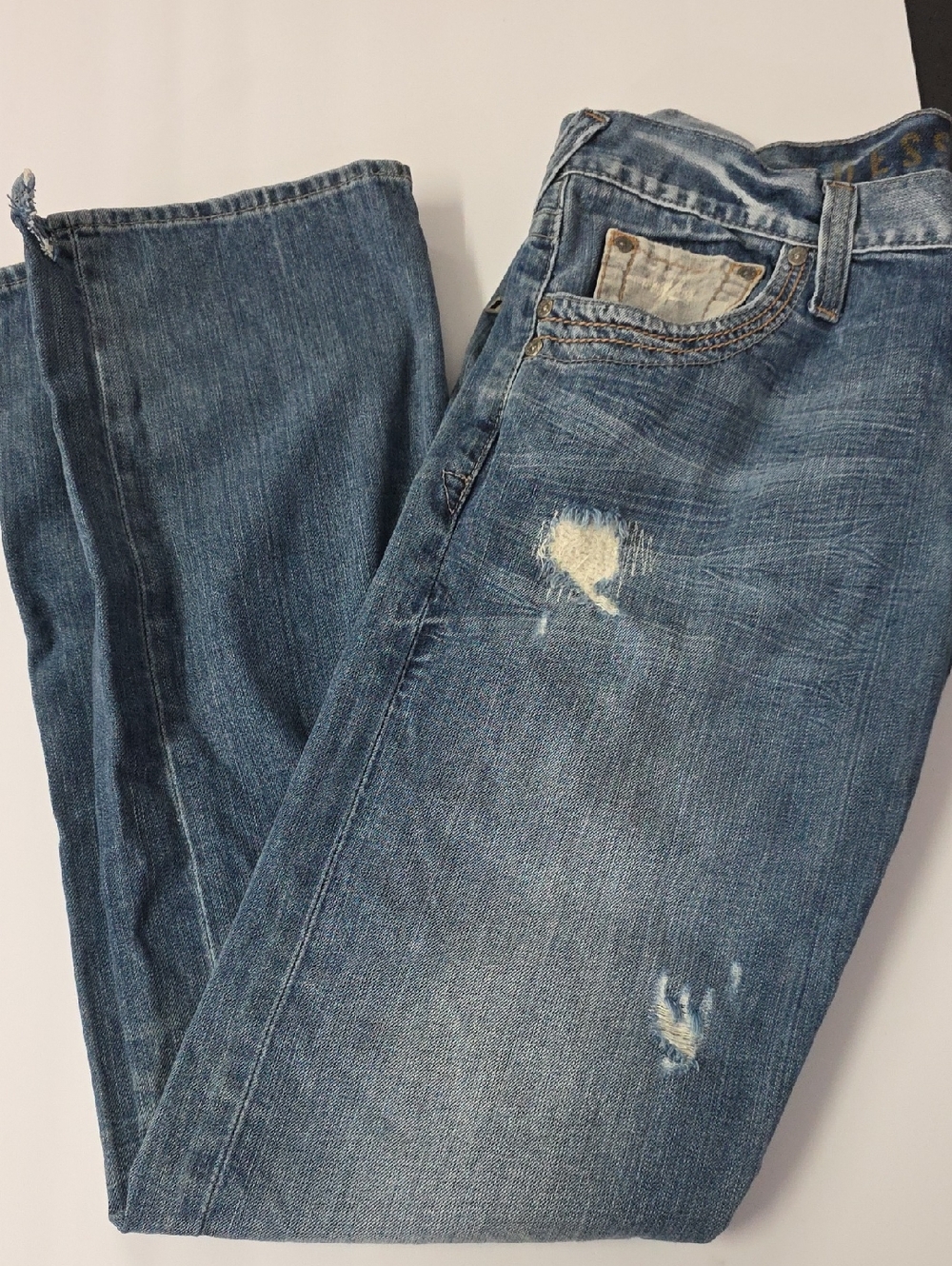 Guess Rebel Distressed Straight Leg Zipper Pocket Button Fly Jeans  Size 33